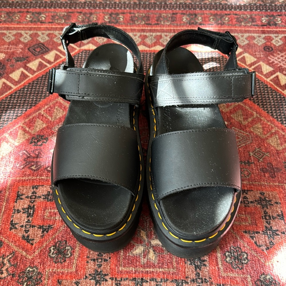 Dr. Martens Voss Quad Hydro Leather Platform Sandal Sz. 9